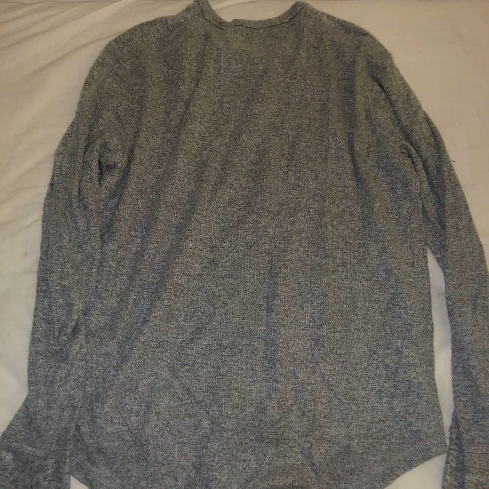 Large long sleeve gray sweater/shirt (oversized)